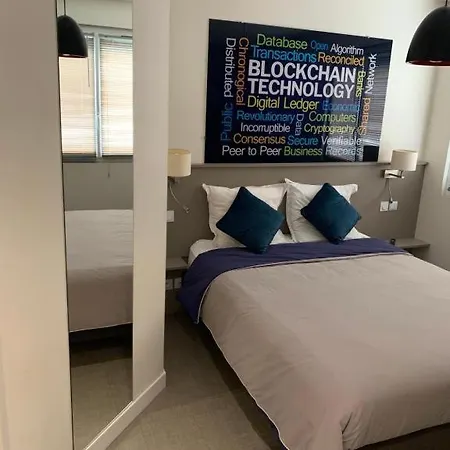 Au Baron 1 Appartement *